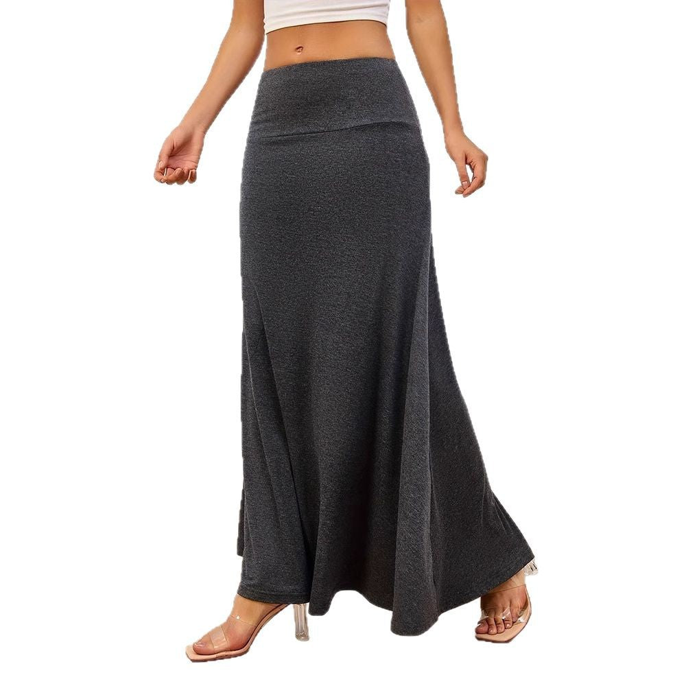 Knitted solid color skirt