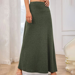 Knitted solid color skirt