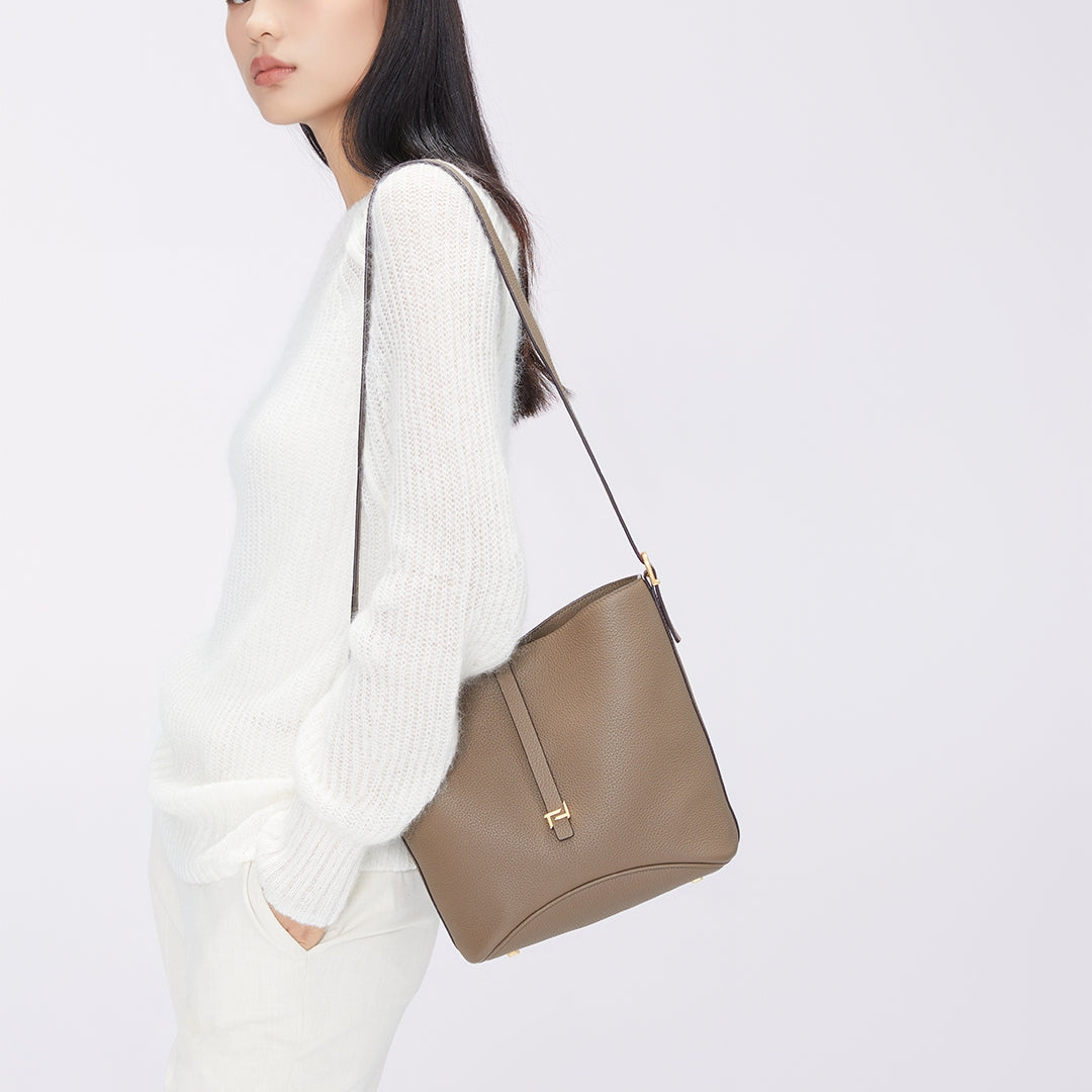 Handmade Leather Bucket Bag