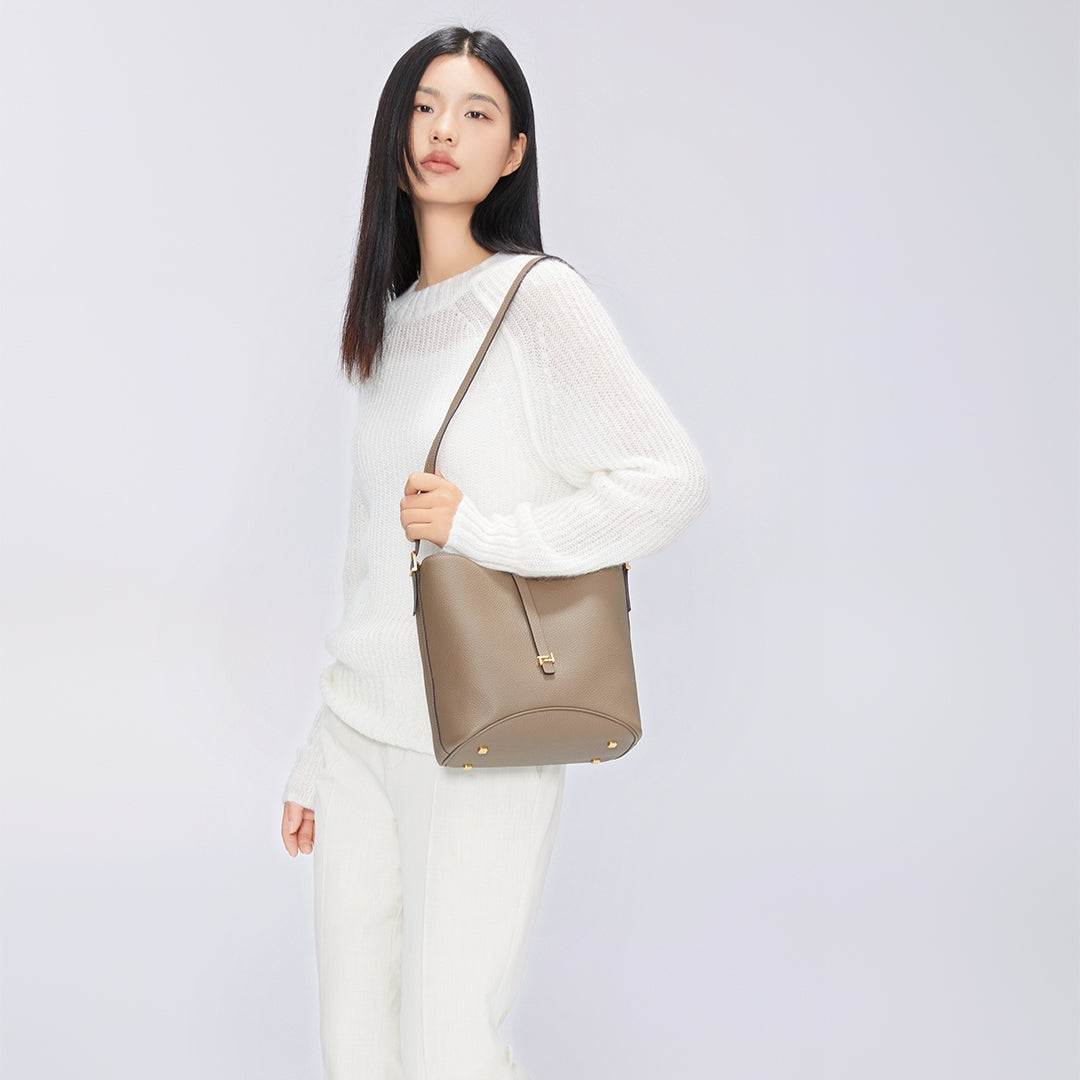 Handmade Leather Bucket Bag