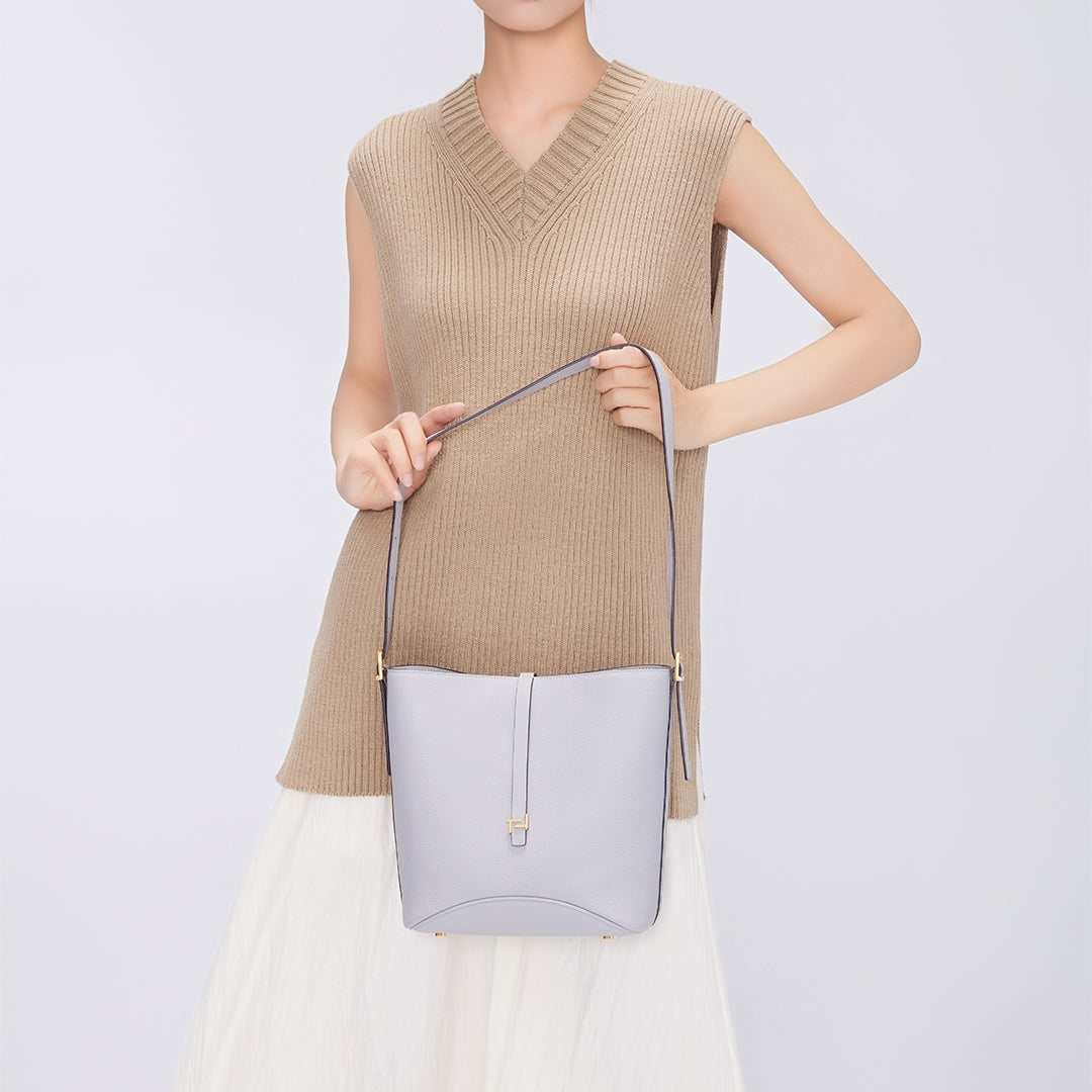 Handmade Leather Bucket Bag