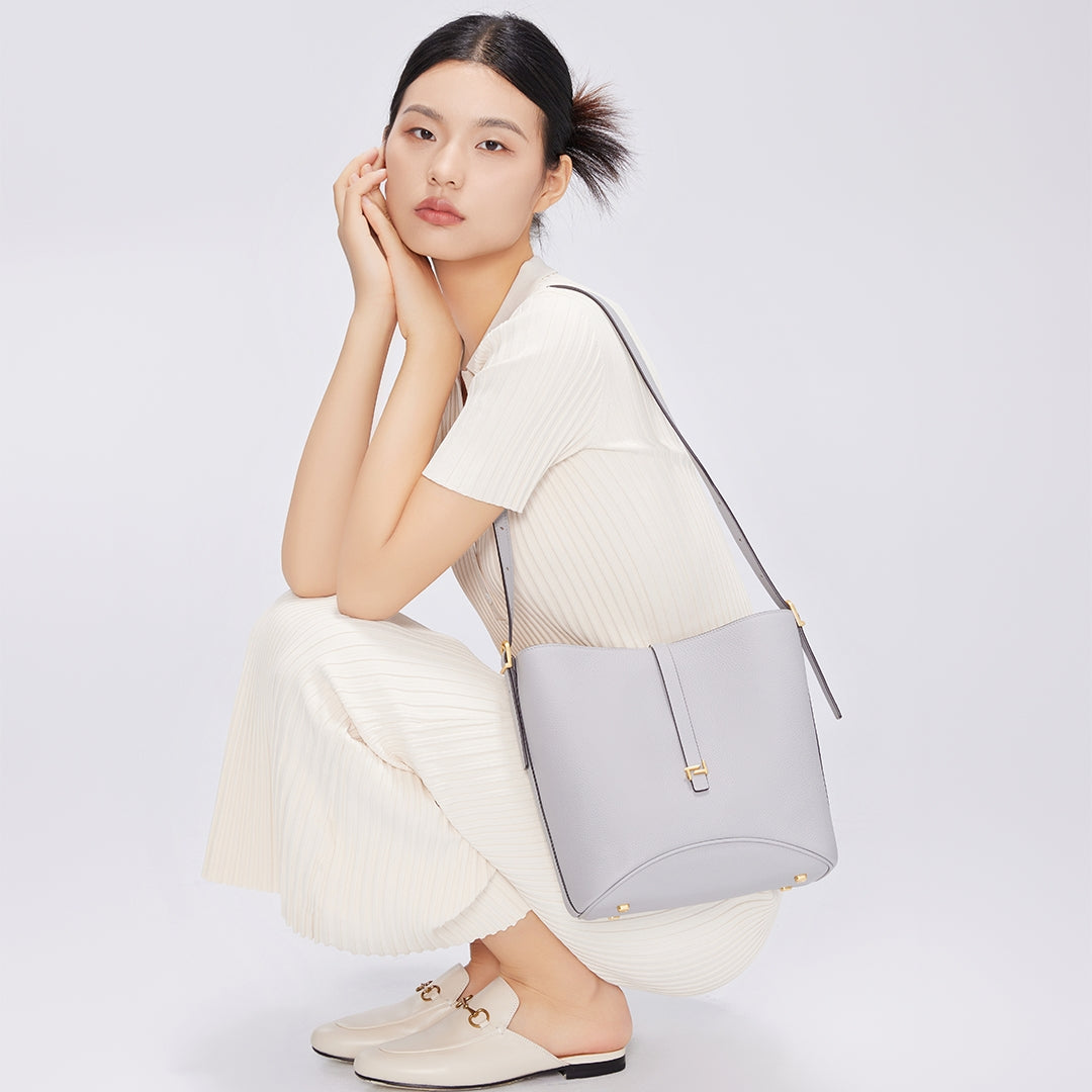 Handmade Leather Bucket Bag